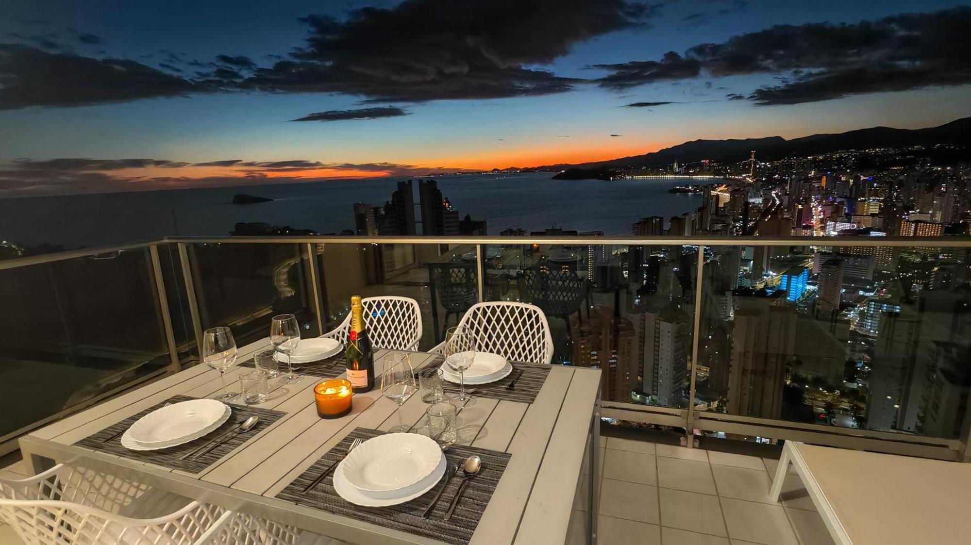 Skyline Floor 28 Sea Views Apartment Benidorm Luaran gambar